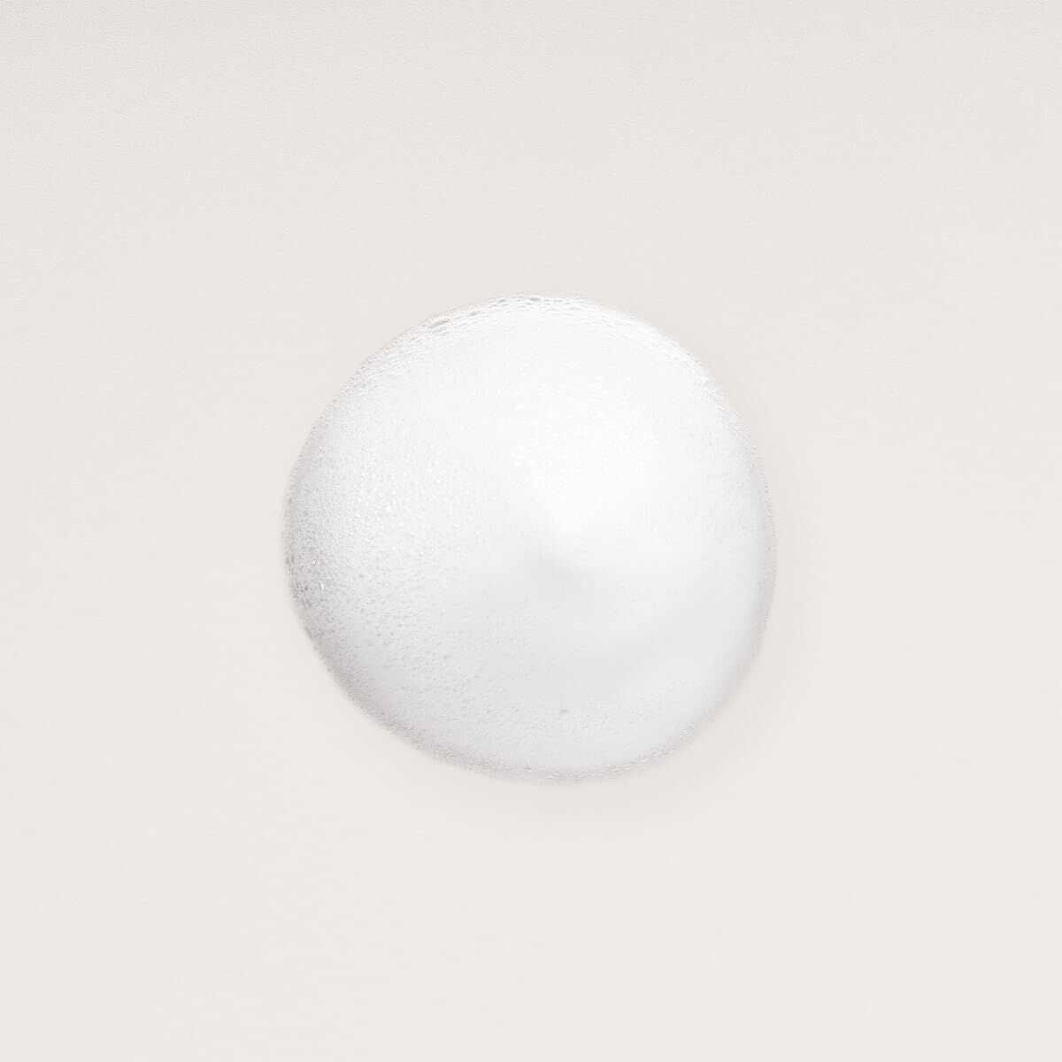 Démaquillant visage Melvita BOUQUET FLORAL DETOX mousse nettoyante pour un démaquillage doux et efficace.